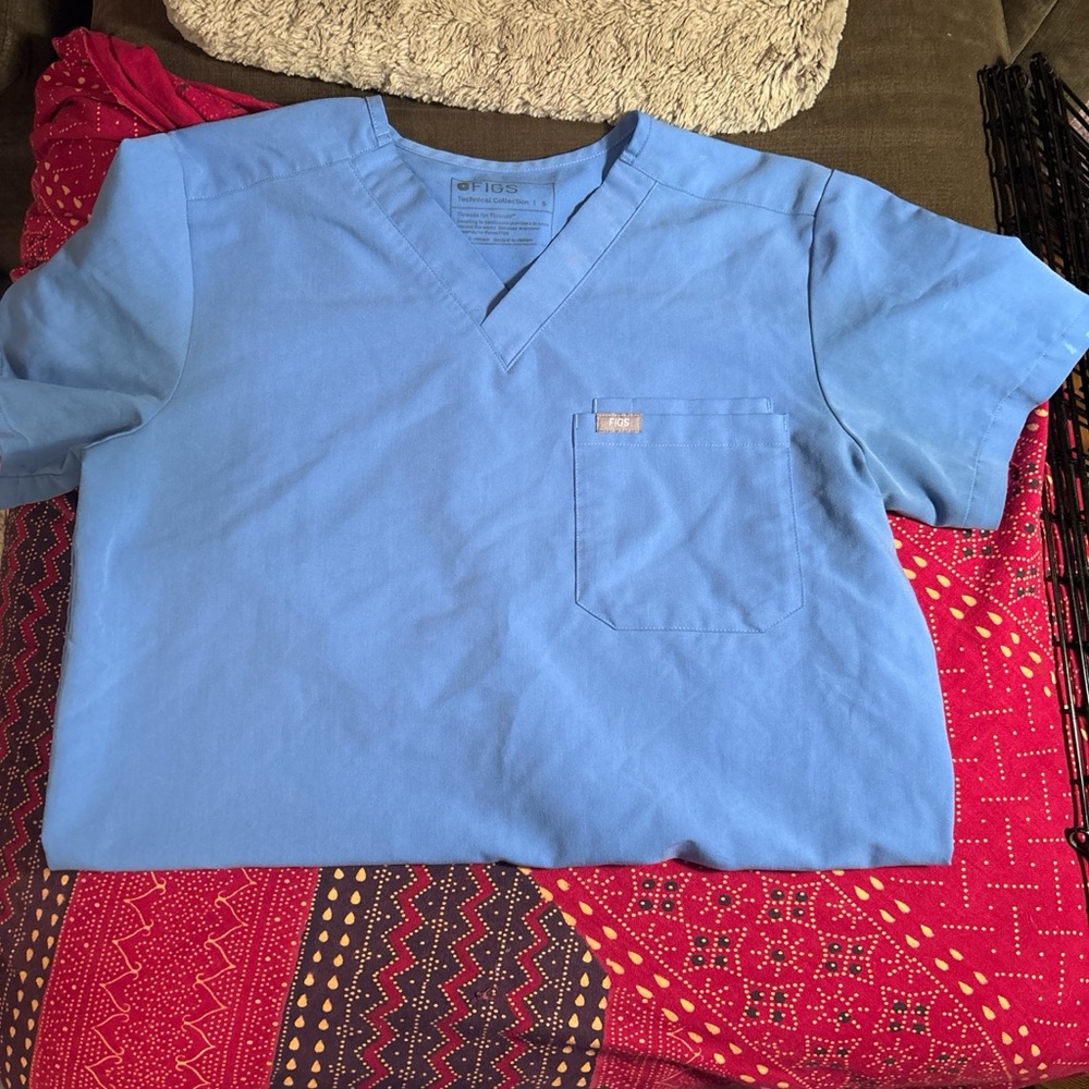 NWOT FIGS ceil blue scrub set small